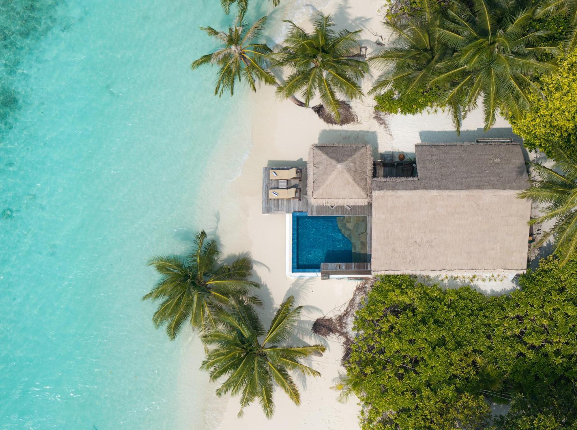 Villa con piscina sulla spiaggia - Risparmio del 50% sul Trasferimento di Andata e Ritorno | Soggiorni: 15 aprile - 31 ottobre 2026 | Prenotazione: 15 aprile - 30 settembre 2026